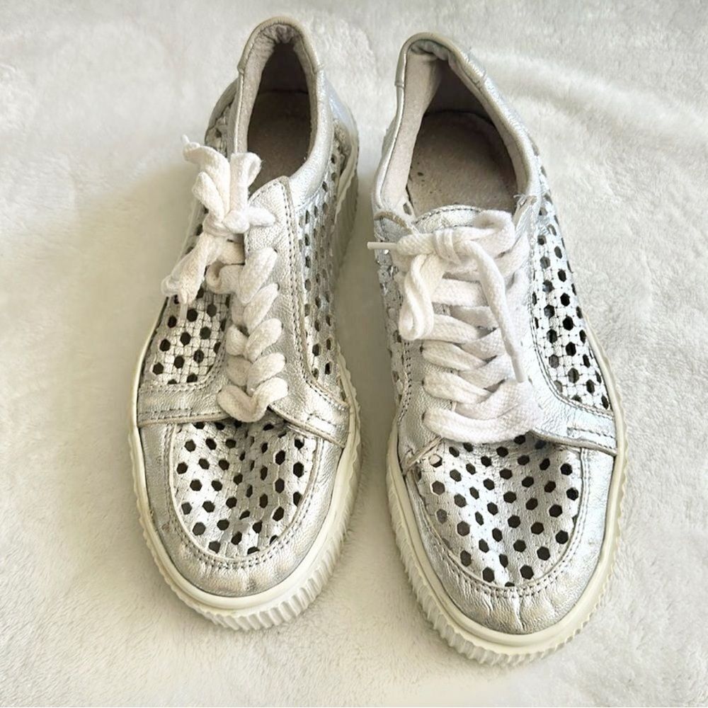 Musse & Cloud Silver Perforated Platform Sneakers EU 38 US 7.5